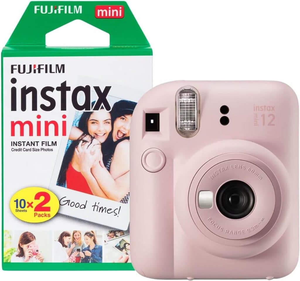 Test Fujifilm Instax Mini 12 : appareil photo instantané et films inclus