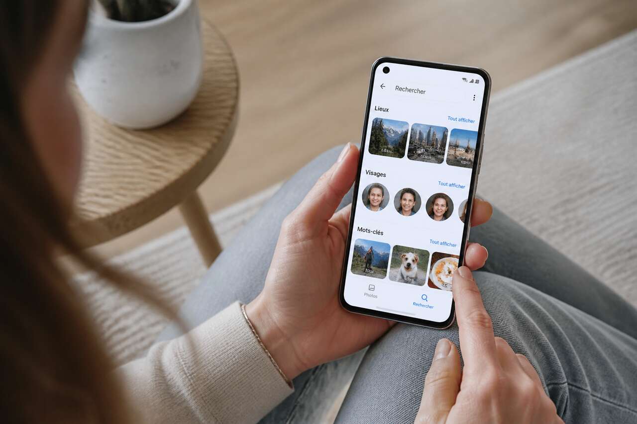 Retrouver une photo en quelques secondes : recherche, lieux, visages et texte Retrouver une photo en quelques secondes : recherche, lieux, visages et texte