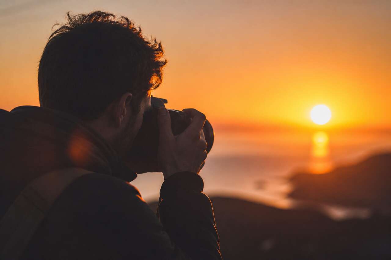 Composer en contre-jour : silhouettes, contours, flare et arri&egrave;re-plans